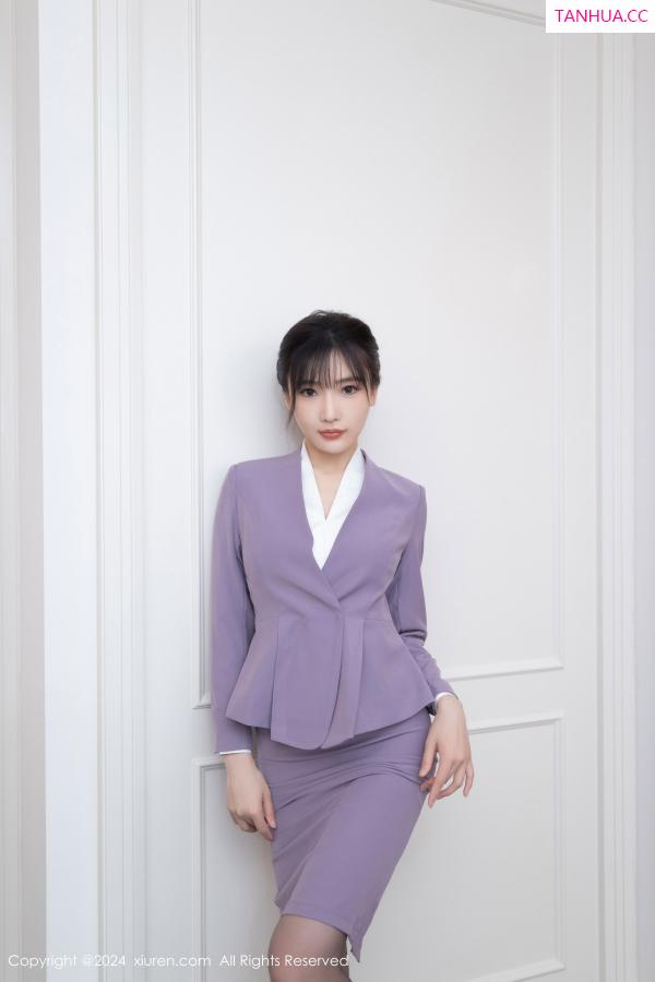 陆萱萱  [XiuRen]高清写真图 2024.06.13 No.8700 陆萱萱 黑丝美腿第9张图片